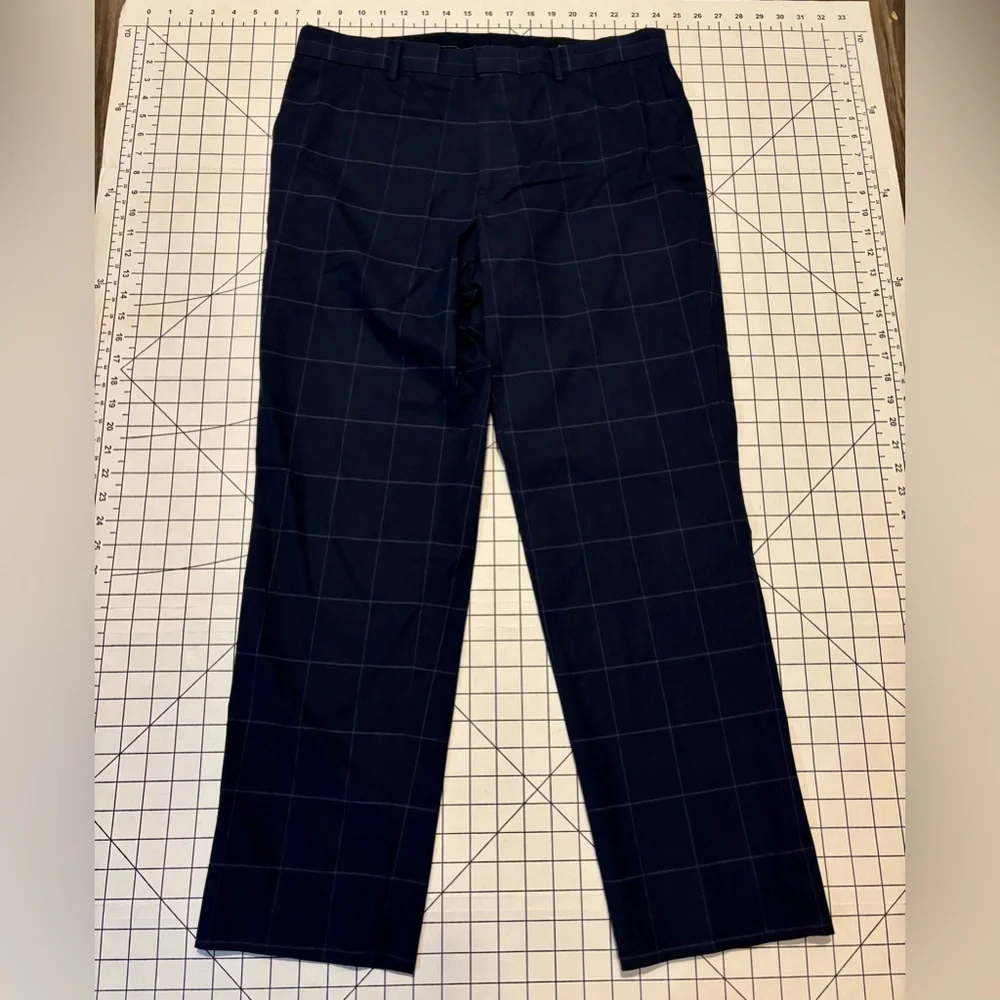 Banana Republic Men's Size‎ 33/30 Navy Slim Fit Checkered Pants